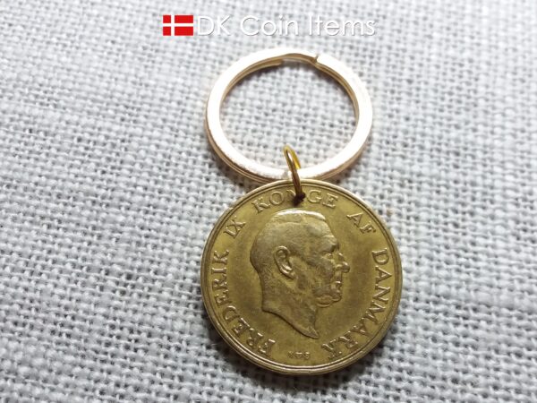 Denmark 1953 coin keychain with 71 year old golden Crown Coat of Arms 2 kroner as coin pendant. 71st birthday gift. Danish vintage souvenir