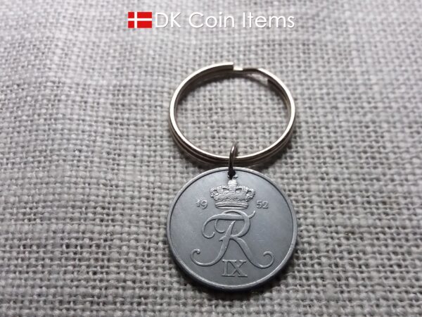 Denmark 1952 Crown R initial coin keychain with 72 year old 5 ore as coin pendant. Unique 72nd birthday gift or Danish vintage souvenir