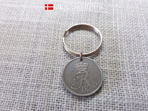 Denmark 1959 Crown R initial coin keychain with 65 year old 5 ore as coin pendant. Unique 65th birthday gift or Danish vintage souvenir