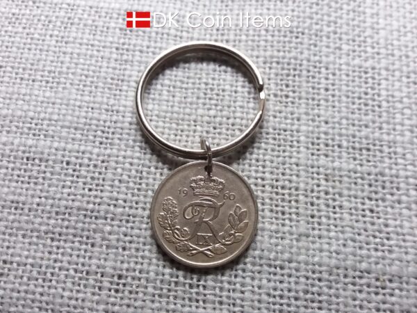 Denmark Crown R 1960 coin keychain with 64 year old 25 ore as coin pendant on 30mm keyring