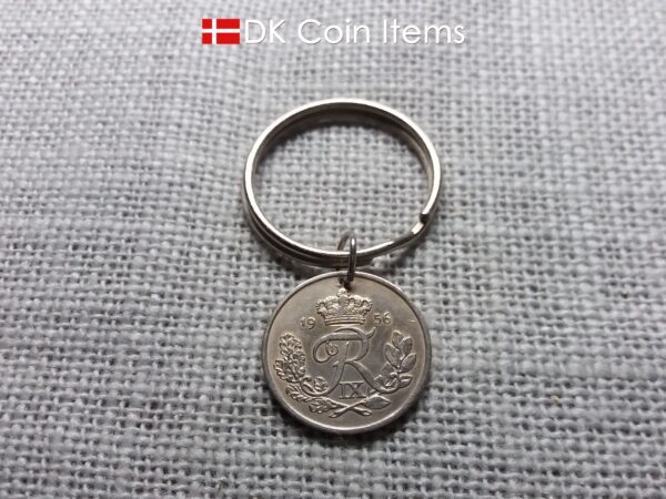 Denmark Crown R 1956 coin keychain with 68 year old 25 ore as coin pendant on 30mm keyring