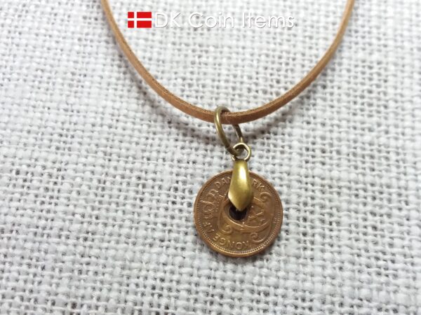 Denmark Crown C-initial 1929 coin necklace with 95 year old copper 1 ore as pendant. 95th birthday gift. Danish vintage souvenir gift