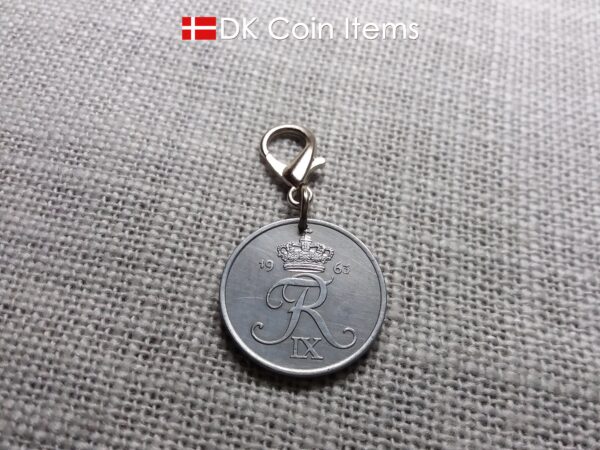 Danish Crown R coin keychain with 61 year old 5 ore 1963 as coin pendant on lobster claw. Vintage souvenir from Denmark