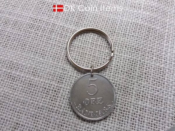 Denmark 1961 Crown R initial coin keychain with 63 year old 5 ore as coin pendant. Unique 63rd birthday gift or Danish vintage souvenir