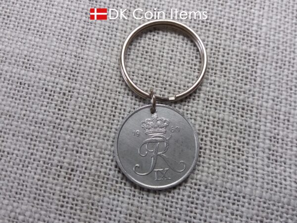 Denmark 1960 Crown R initial coin keychain with 64 year old 5 ore as coin pendant. Unique 64th birthday gift or Danish vintage souvenir