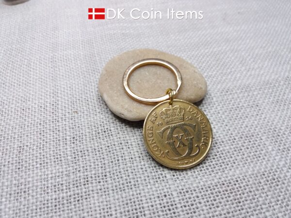 98 year old Crown C-initial coin keychain with golden 2 kroner 1926 from Denmark as coin pendant. Antique Danish vintage souvenir gift