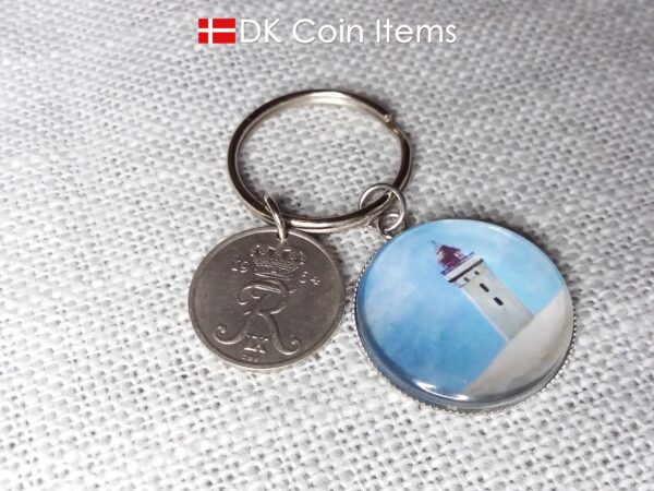 Denmark 1964 coin keychain with 55 year old Crown R 25 ore coin and Rubjerg Knude Lighthouse painting pendant. Danish vintage souvenir gift