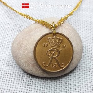 Denmark 1966 R-initial coin pendant necklace with 58 year old vintage 5 ore. 58th birthday gift. 5th anniversary gift. Danish souvenir