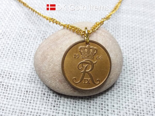 Denmark 1966 R-initial coin pendant necklace with 58 year old vintage 5 ore. 58th birthday gift. 5th anniversary gift. Danish souvenir