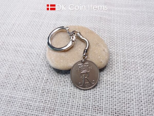 Denmark 1962 R-initial coin keychain with 62 year old 25 ore as coin pendant on snake keyring