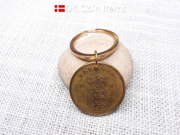 Denmark 1958 coin keychain with golden 66 year old vintage 2 kroner as coin pendant on 30mm keyring