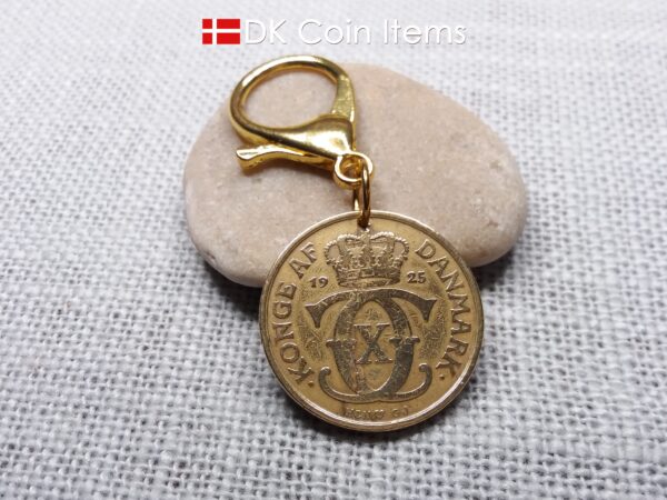 Denmark 1925 coin keychain with golden 99 year old vintage Crown C-initial 2 kroner as coin pendant on 35mm trigger clip