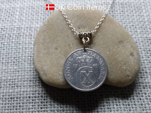 Denmark C-initial 1941 coin necklace (chain included) - 83 year old vintage 2 ore as coin pendant - 83rd birthday gift - Danish souvenir