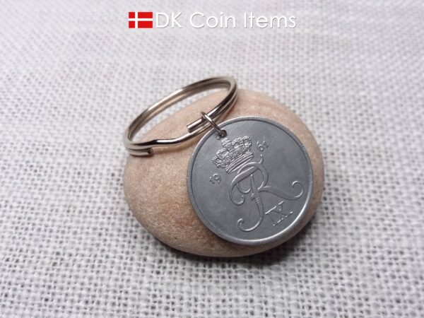 Denmark 1961 R-initial coin keychain with 63 year old 5 ore as coin pendant on 30mm keyring