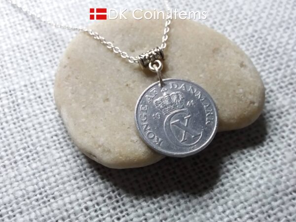 Denmark C-initial 1941 coin necklace (chain included) - 83 year old vintage 2 ore as coin pendant - 83rd birthday gift - Danish souvenir