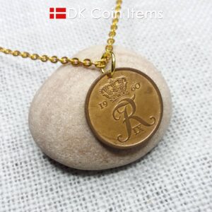 Denmark 1960 R-initial coin pendant necklace with 64 year old vintage 5 ore. 64th birthday gift. 5th anniversary gift. Danish souvenir