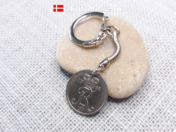 Denmark 1962 R-initial coin keychain with 62 year old 25 ore as coin pendant on snake keyring