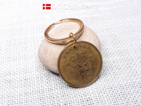 Denmark 1958 coin keychain with golden 66 year old vintage 2 kroner as coin pendant on 30mm keyring