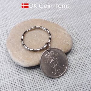 Denmark 1961 R-initial coin keychain with 63 year old 25 ore as coin pendant on 25mm pattern keyring