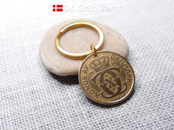 Denmark 1925 coin keychain with golden 99 year old vintage Crown C-initial 2 kroner as coin pendant on 30mm keyring