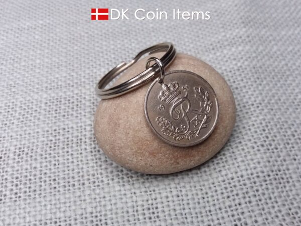 Denmark 1951 R-initial coin keychain with 73 year old vintage 25 ore as coin pendant on 30mm keyring