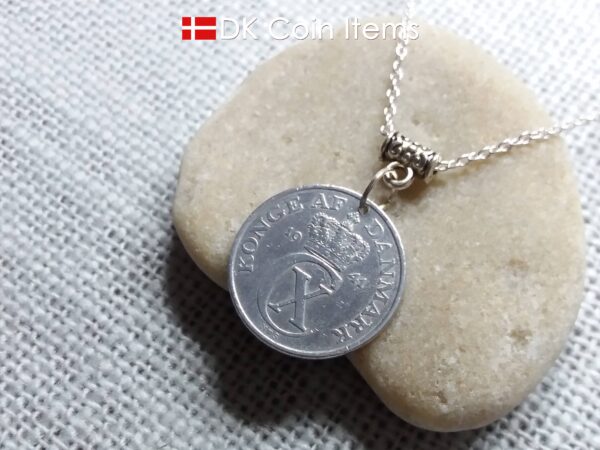 Denmark C-initial 1941 coin necklace (chain included) - 83 year old vintage 2 ore as coin pendant - 83rd birthday gift - Danish souvenir