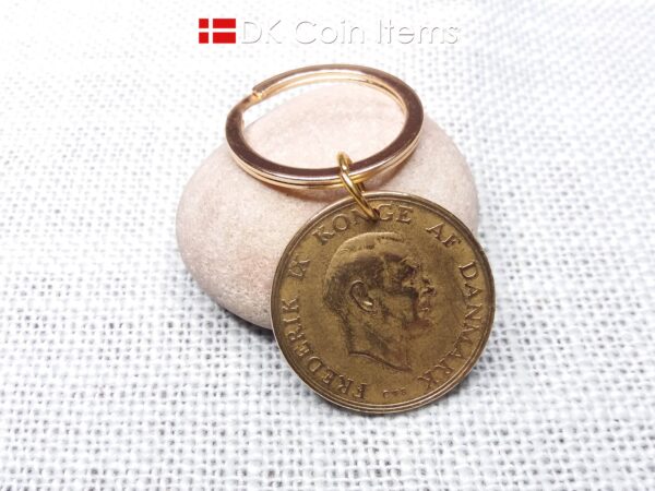 Denmark 1958 coin keychain with golden 66 year old vintage 2 kroner as coin pendant on 30mm keyring