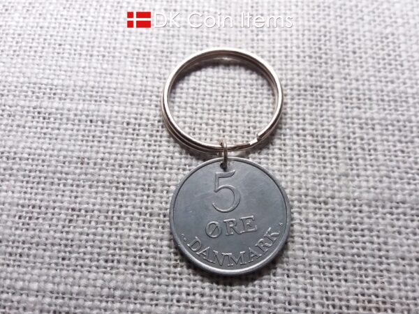 Denmark 1961 R-initial coin keychain with 63 year old 5 ore as coin pendant on 30mm keyring