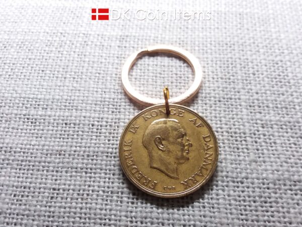 Denmark 1958 coin keychain with golden 66 year old vintage 2 kroner as coin pendant on 30mm keyring