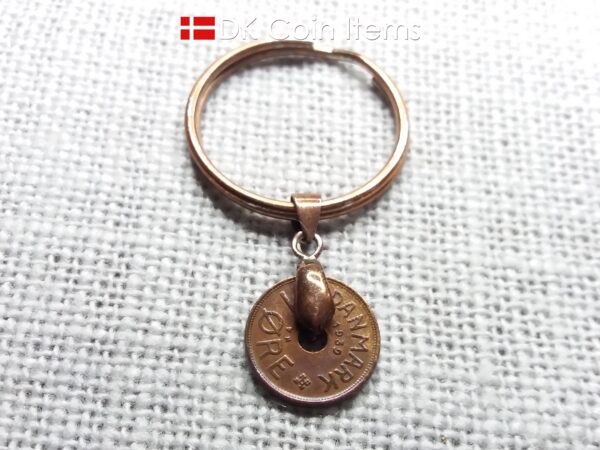 Denmark 1939 C-initial coin keychain - 85 year old vintage copper 1 ore coin pendant - 85th birthday gift - Antique Danish souvenir