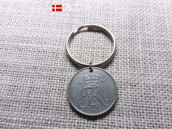 Denmark 1961 R-initial coin keychain with 63 year old 5 ore as coin pendant on 30mm keyring