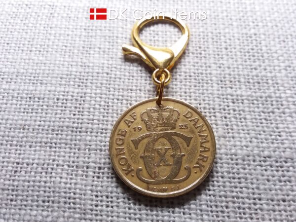 Denmark 1925 coin keychain with golden 99 year old vintage Crown C-initial 2 kroner as coin pendant on 35mm trigger clip