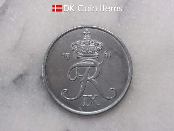 Danish 1961 vintage 5 ore coin - King Frederik IX of Denmark coin