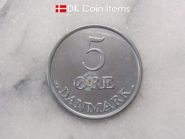 Danish 1962 vintage 5 ore coin - King Frederik IX of Denmark coin