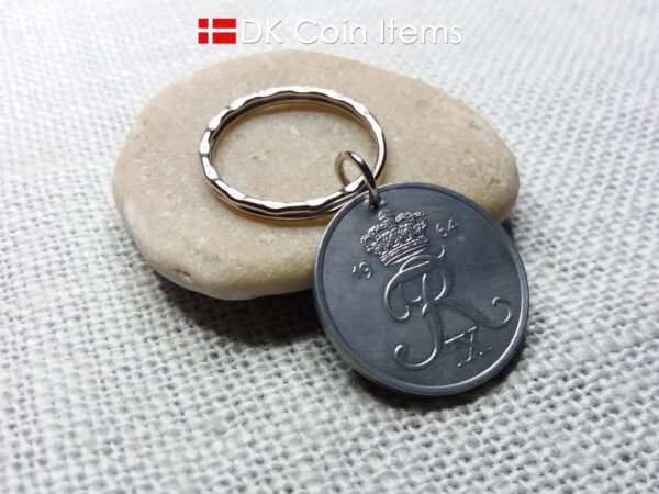 Denmark 1964 coin keychain. 60 year Crown R-monogram 5 ore pendant