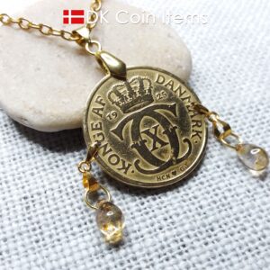 Danish 1925 coin necklace. Crown C-monogram Golden 2 kroner