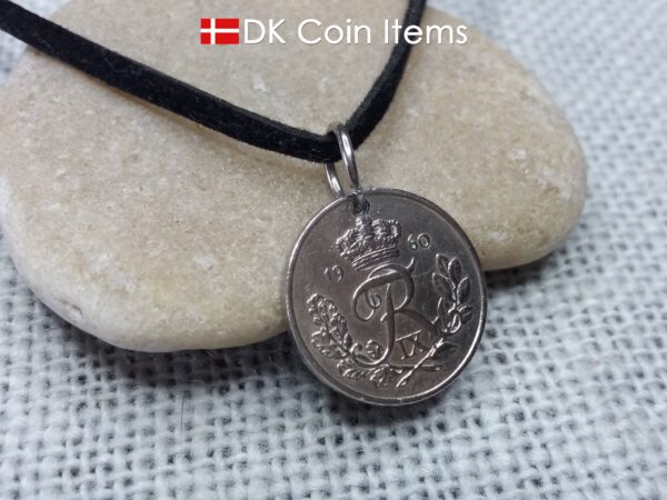 Denmark 1960 coin necklace. Crowned R-monogram 10 ore coin as pendant.