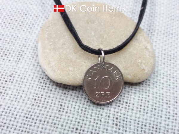 Denmark 1960 coin necklace. Crowned R-monogram 10 ore coin as pendant.