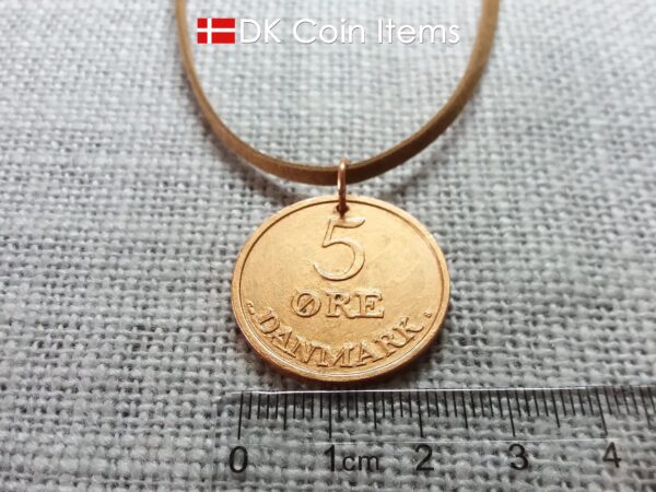 Denmark 1959 coin necklace. Crown R-monogram 5 ore coin coated with copper color