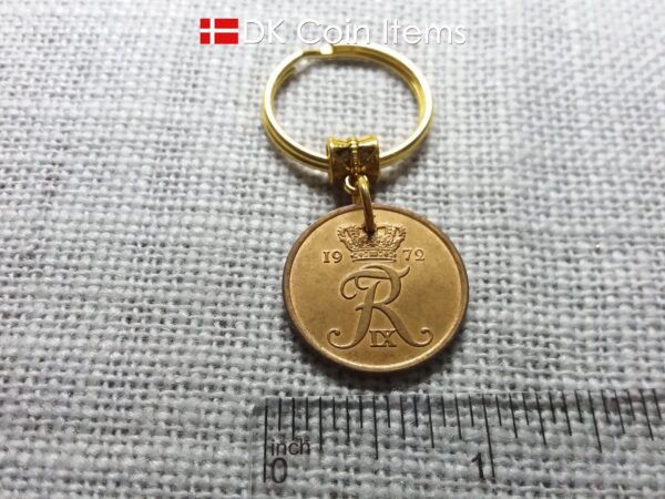 Denmark 1972 coin keychain. Crown R-monogram 5 ore 52 year old pendant