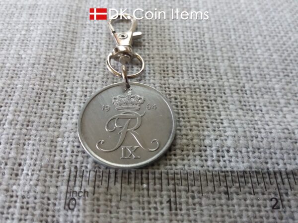 Denmark 1964 coin pendant charm. 60 year Crown R-monogram 5 ore