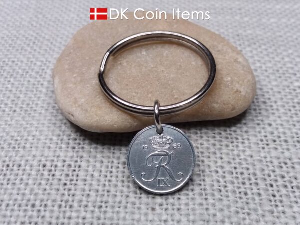 Denmark 1 ore 1969 coin keychain - Initial R pendant - Crowned monogram - King Frederik IX - Danish vintage souvenir - 1st anniversary gift